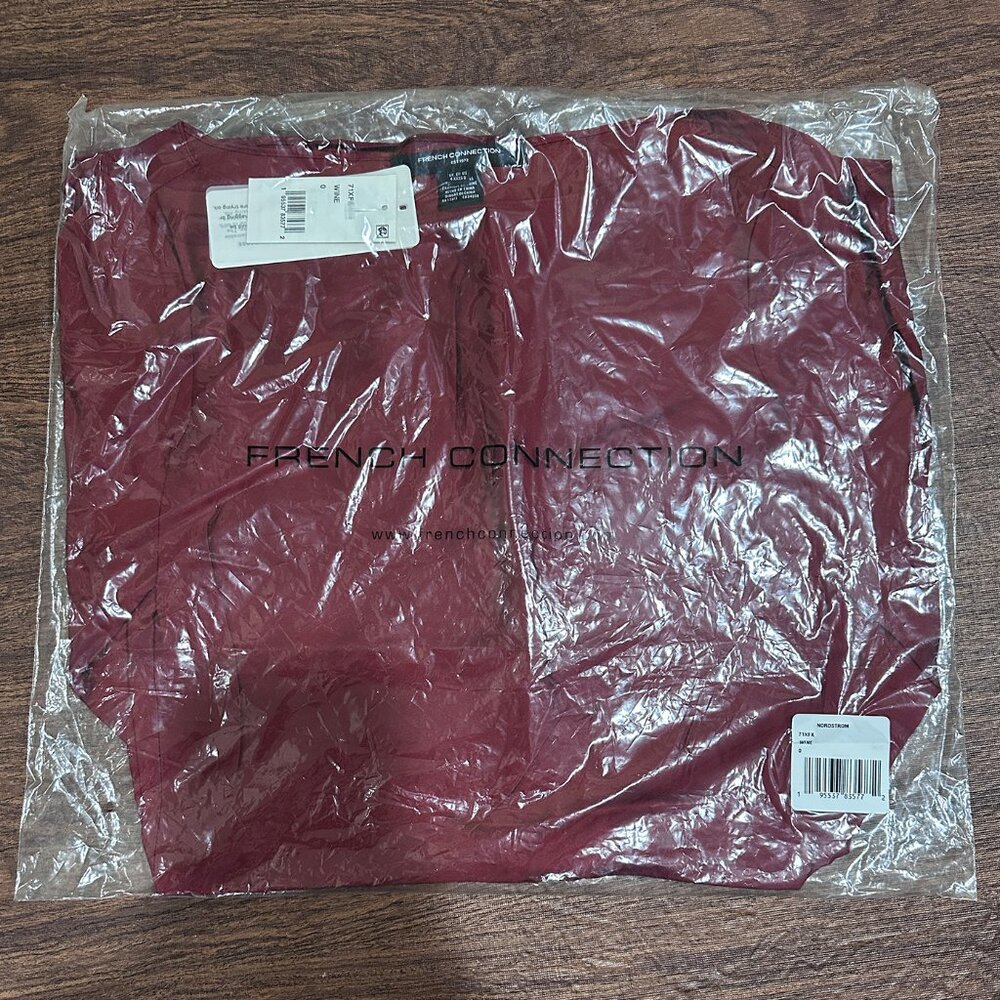 French Connection Long Bell Sleeve Red Satin Minidress Size 0 - Picture 6 of 8